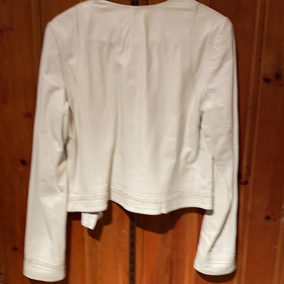 White leather jacket - Picture 7 of 15